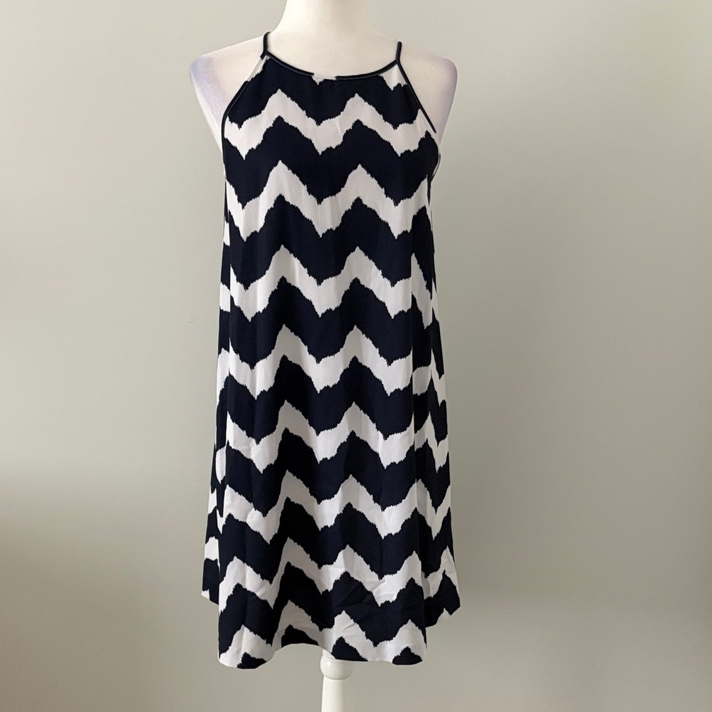 NY&CO Chevron Printed Swing Dress